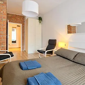 https://lovely-apartment.krakowhotelspoland.com